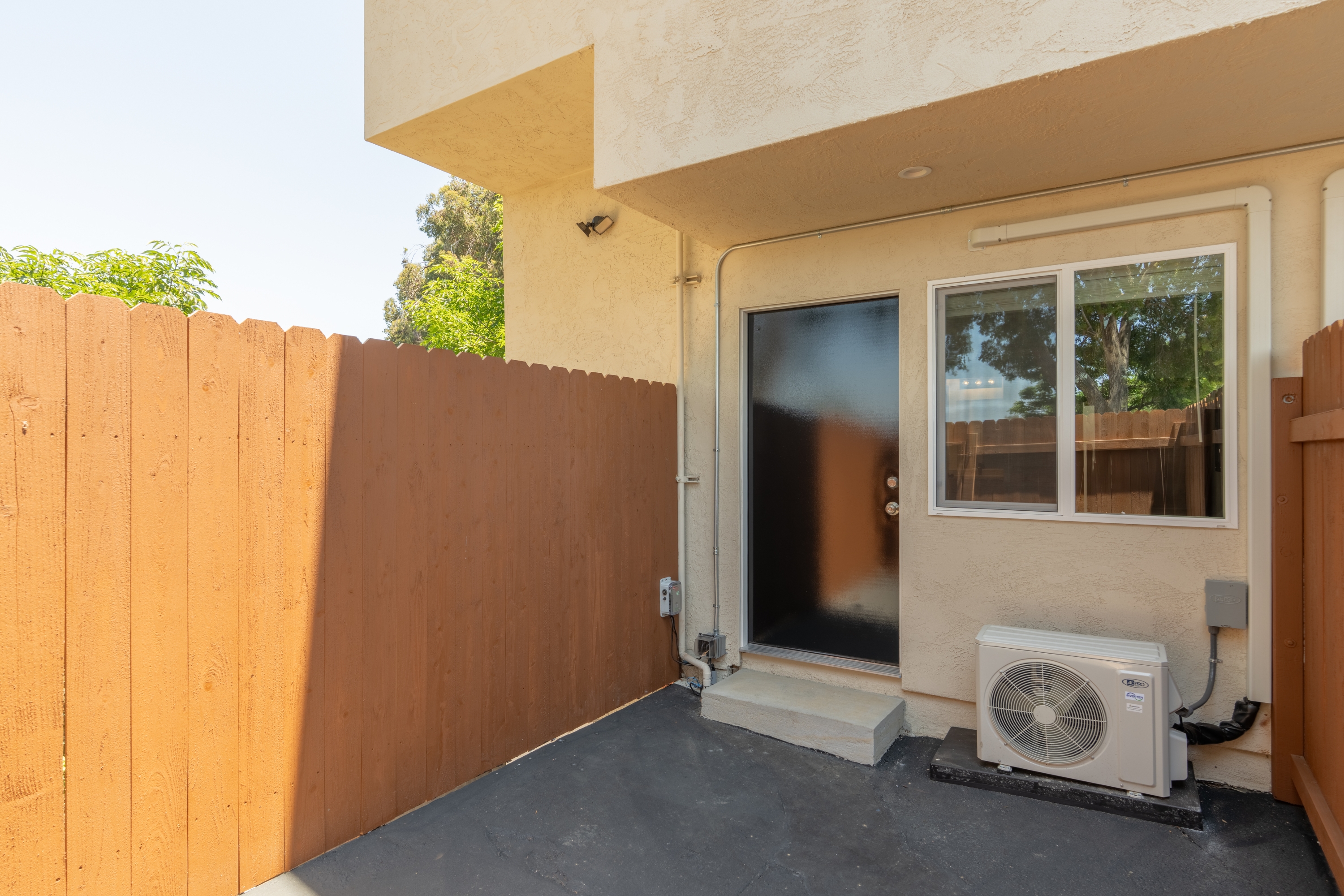 6646 Kelly Street - 11