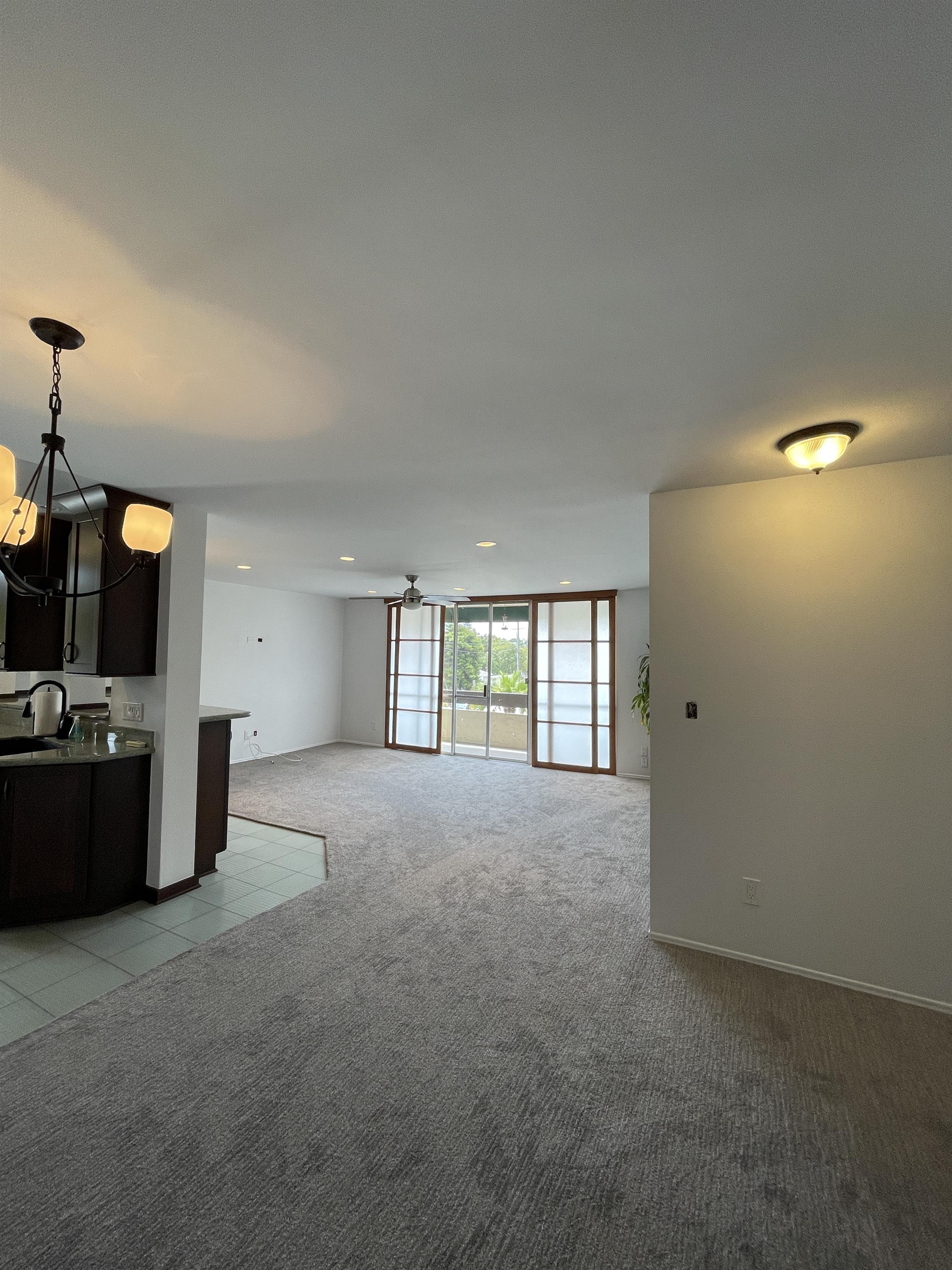 6455 La Jolla Boulevard
